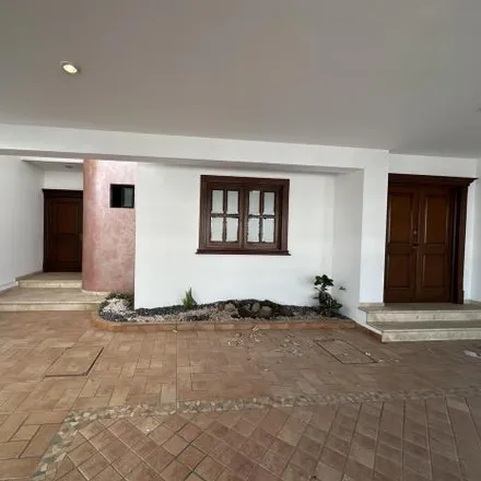 Buy this 4 bed house on Calle Batalla de Churubusco in Chapultepec, 80040 Culiacán