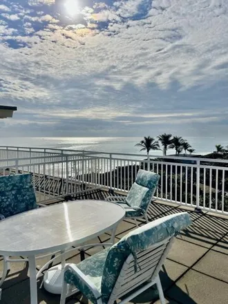 Buy this 1 bed condo on 4501 South Ocean Boulevard in South Palm Beach, Palm Beach County