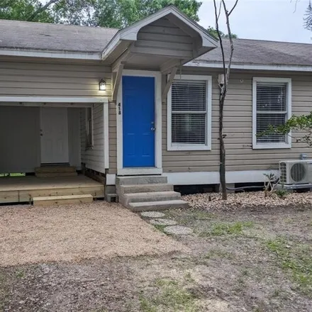 Rent this 1 bed house on 444 Waco Avenue in League City, TX 77573