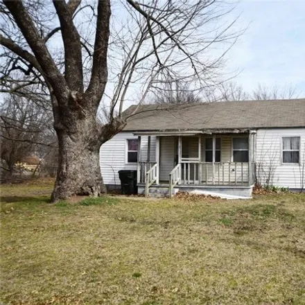 Buy this 3 bed house on Glohaven Avenue in Porter, Wagoner County