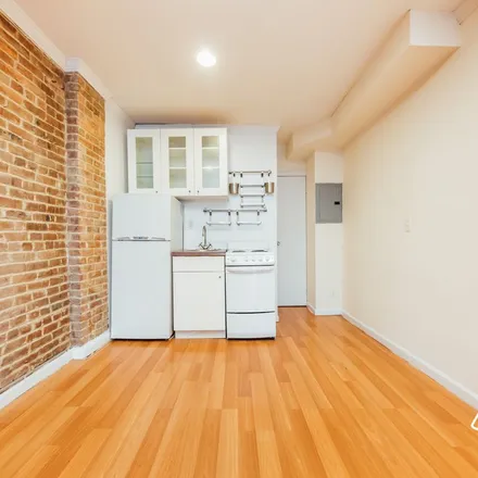 Rent this 1 bed apartment on 71 Pineapple Street in New York, NY 11201