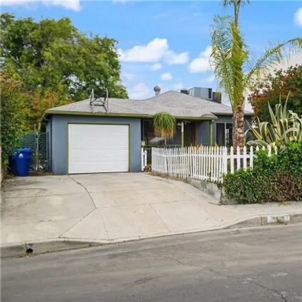 Buy this 2 bed house on 5679 Satsuma Avenue in Los Angeles, CA 91601
