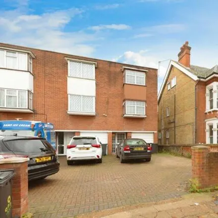 Buy this 4 bed townhouse on 50 Pelham Road in Gravesend, DA11 0JE