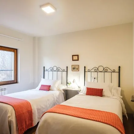 Rent this 2 bed apartment on 33138 Muros de Nalón