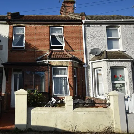 Image 1 - 76 Warwick Road, Tendring, CO15 3BZ, United Kingdom - Townhouse for rent