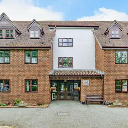 Buy this 1 bed apartment on Crittenden Lodge in Pond Cottage Lane, London