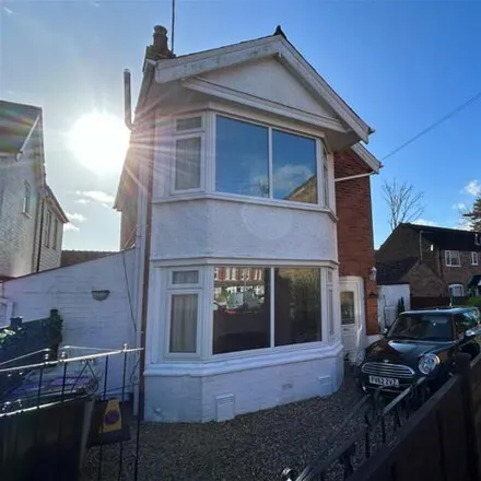 Buy this 2 bed house on 12 Somersby Grove in Seacroft, PE25 3EN