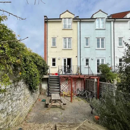 Rent this 4 bed townhouse on Knightstone House in Henrietta Street, Bristol