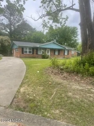 Rent this 3 bed house on 4040 Shearwater Drive in Macon, GA 31206