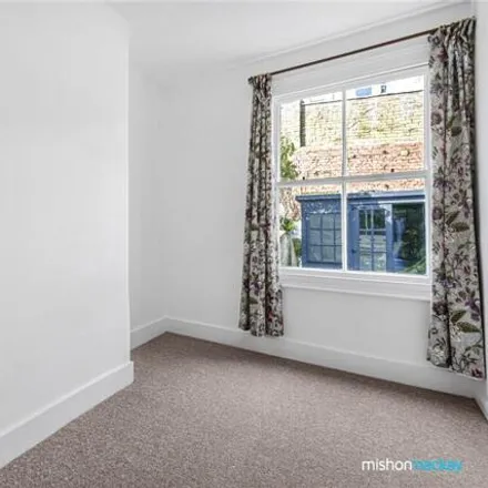 Image 6 - 27 Kingsley Road, Brighton, BN1 5NH, United Kingdom - Townhouse for sale