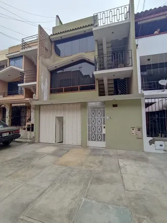 Buy this studio apartment on Prolongación Faustino Sanchez Carrión in Comas, Lima Metropolitan Area 15314
