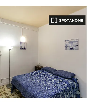 Rent this 5 bed room on Gran Via de les Corts Catalanes (lateral mar) in 720B, 08013 Barcelona
