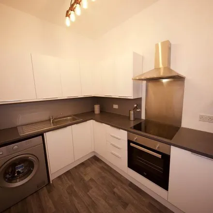 Rent this 3 bed apartment on Constitution Street in Hilltown, Dundee