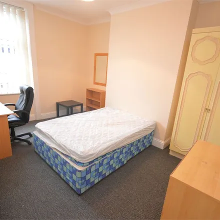 Rent this 5 bed apartment on Roker Avenue - George Street North (E/B) in Roker Avenue, Sunderland