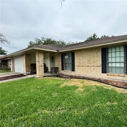 Buy this 3 bed house on 1107 Westwood St in Victoria, Texas