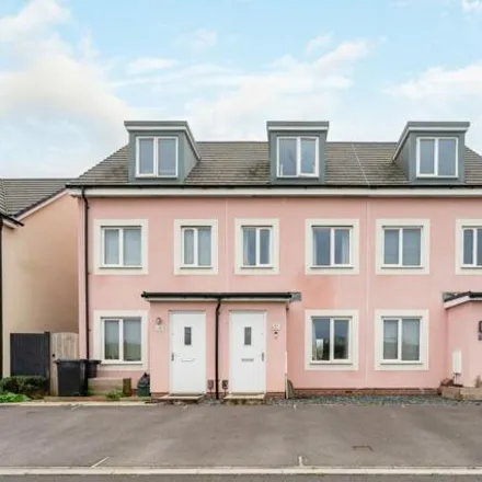 Buy this 3 bed townhouse on Peritrack Lane in Weston-super-Mare, BS24 8FD