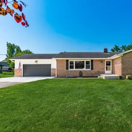 Buy this 3 bed house on 6283 Feder Road in Prairie Township, OH 43228