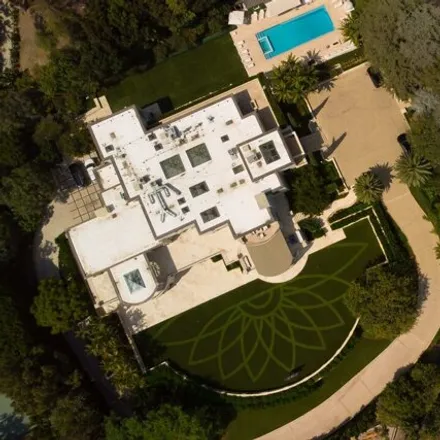 Image 5 - 1210 Benedict Canyon Drive, Beverly Hills, CA 90210, USA - House for sale