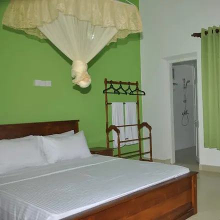 Rent this 3 bed house on Aluthgama 12080