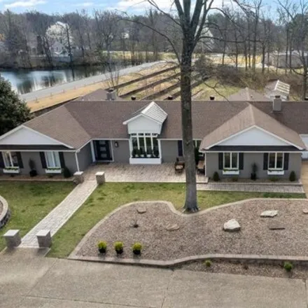 Buy this 6 bed house on 138 South Lake Drive in Cape Girardeau, MO 63701