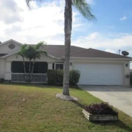 Image 1 - 158 Northwest 10th Terrace, Cape Coral, FL 33993, USA - House for rent