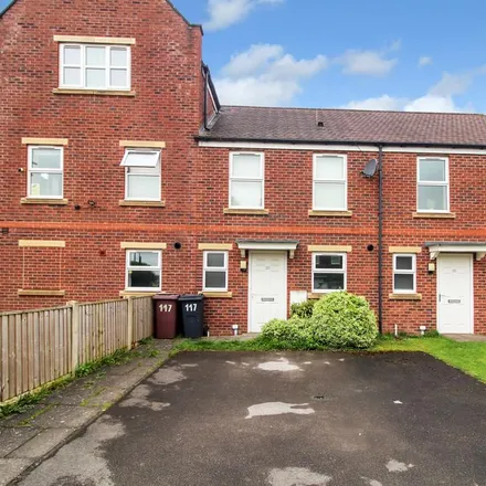 Rent this 2 bed townhouse on Church Drive in Shirebrook, NG20 8DE