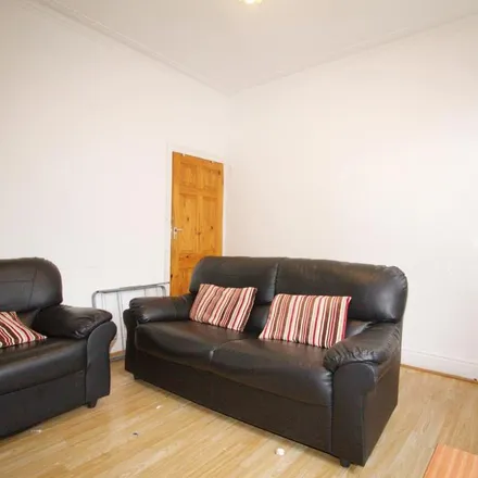 Rent this 4 bed townhouse on Harold Grove in Leeds, LS6 1PH