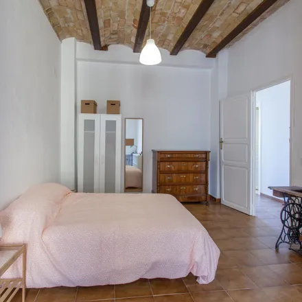 Image 1 - Carrer de Quart, 113, 46008 Valencia, Spain - Room for rent