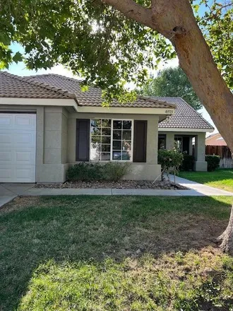 Buy this 3 bed house on 43513 Urbana Lane in Lancaster, CA 93535