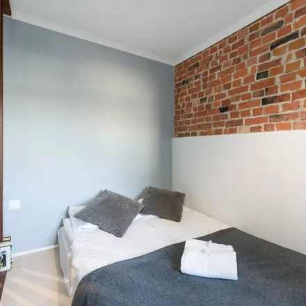 Rent this studio apartment on Swiety Wojciech 30