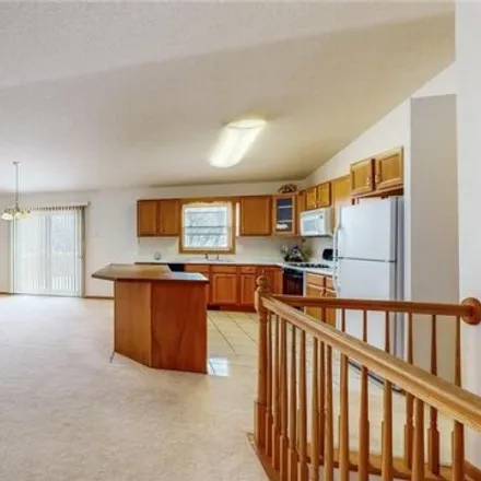 Image 3 - 4963 Valley Drive Northwest, Rochester, MN 55901, USA - House for sale