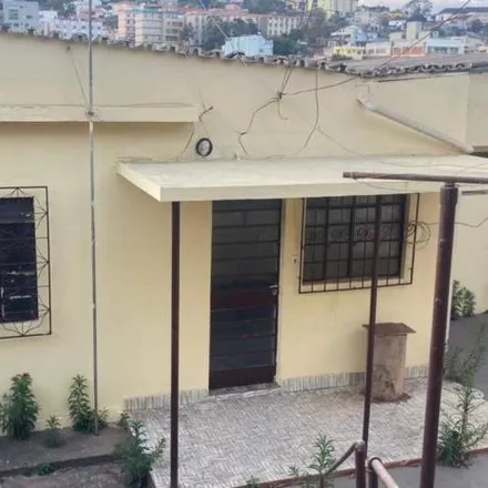 Buy this 3 bed house on Rua Cornélio Pena in Vila São Joaquim, Itabira - MG