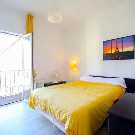 Image 2 - Carrer de Xulilla, 6, 46011 Valencia, Spain - Apartment for rent