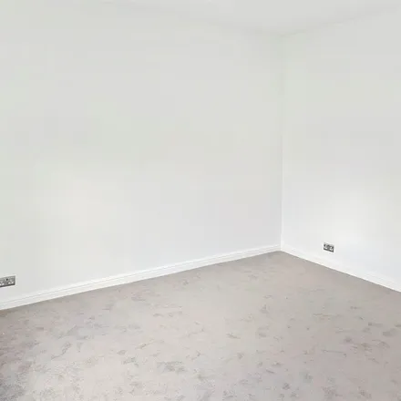 Image 2 - Thicket Road, London, SE20 8DP, United Kingdom - Apartment for rent