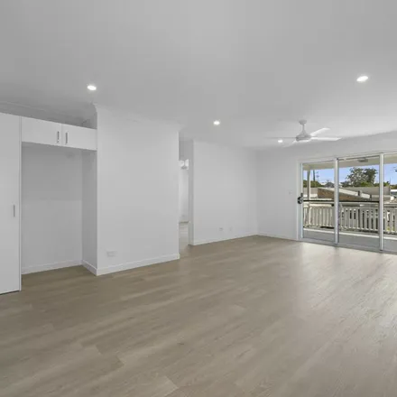 Image 9 - 15 Fisher Avenue, Southport QLD 4215, Australia - Duplex for rent
