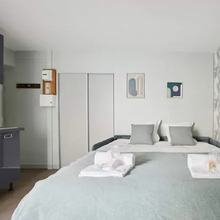 Rent this studio apartment on Voie M/18 in 75018 Paris, France