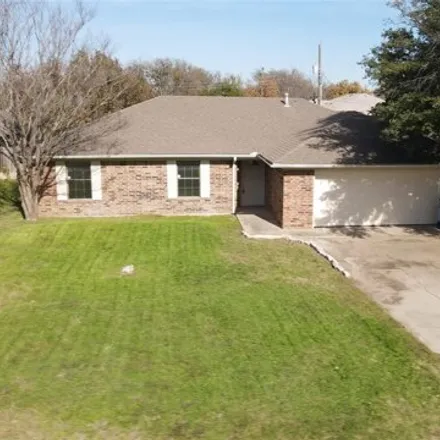 Rent this 3 bed house on 335 Lois Street in Roanoke, TX 76262