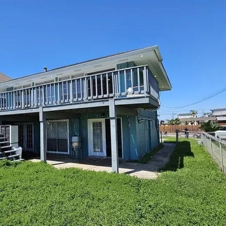 Buy this 3 bed house on 34 Dolphin Street in Bayou Vista, Galveston County