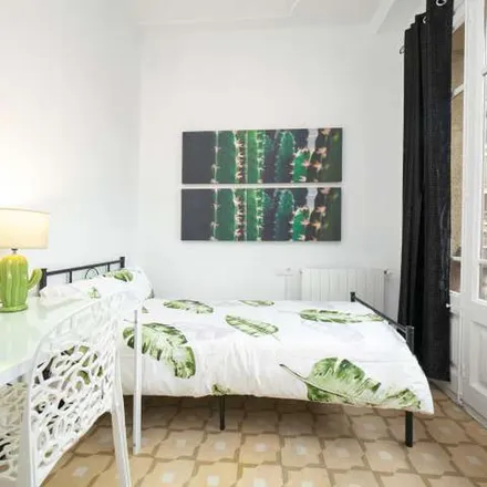 Rent this 5 bed apartment on Carrer de Nàpols in 137, 08013 Barcelona