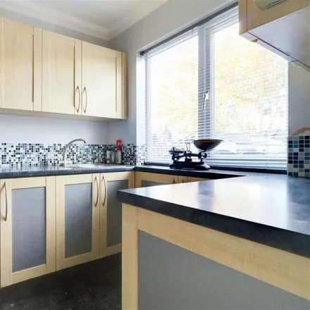 Image 6 - Brent Close, Dartford, DA2 6DB, United Kingdom - Duplex for rent