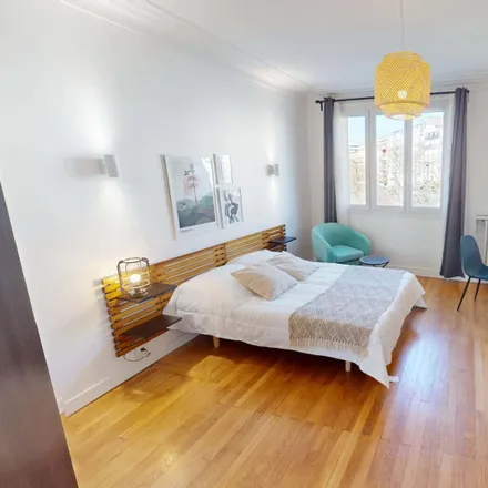 Rent this 5 bed room on 1 Place de la Porte de Châtillon in 75014 Paris, France