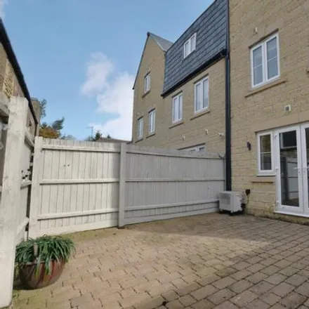 Image 6 - unnamed road, Stamford, PE9 1DB, United Kingdom - Townhouse for sale