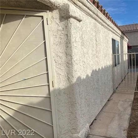 Image 2 - 3935 James Paul Avenue, Clark County, NV 89104, USA - House for rent
