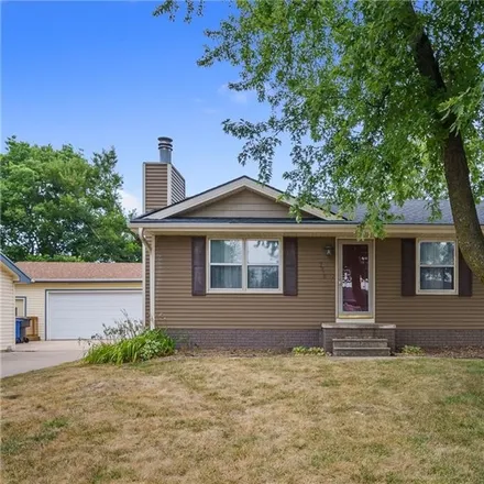 Image 1 - 3918 Southeast 22nd Street, Des Moines, IA 50320, USA - House for sale