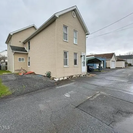 Buy this 2 bed house on 117 Hickory Court in Olyphant, Lackawanna County