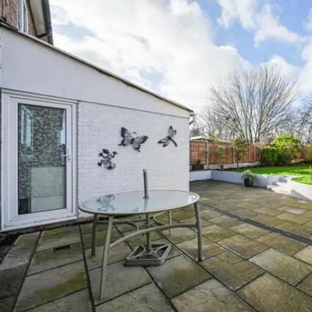 Image 9 - Friday Hill West, London, E4 6EW, United Kingdom - House for sale