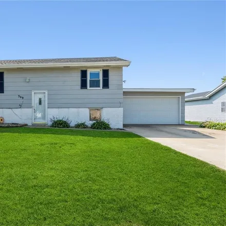 Buy this 4 bed house on 309 1st Street West in Newhall, Benton County