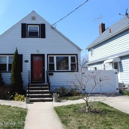 Buy this 4 bed house on 80 Mann Avenue in New York, NY 10314