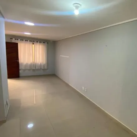 Buy this 2 bed house on Rua Treze de Maio in Vila São Luiz, Duque de Caxias - RJ