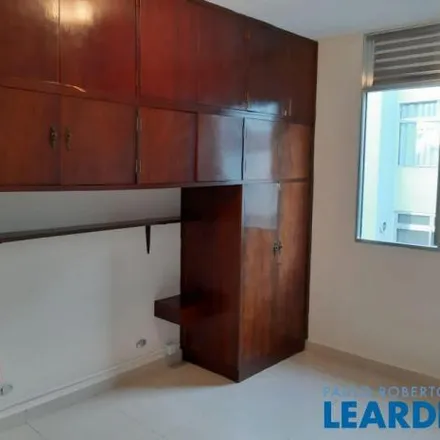 Buy this 2 bed apartment on Avenida São João Batista 291 in Rudge Ramos, São Bernardo do Campo - SP